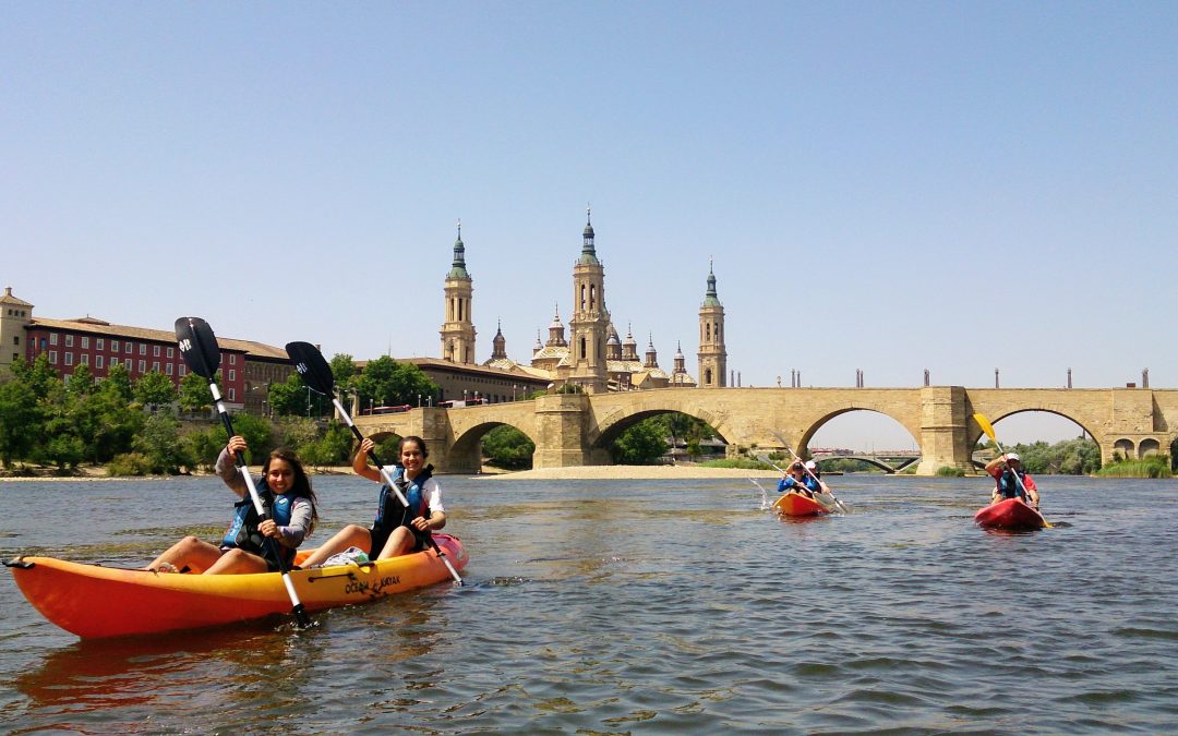 Kayaking in Zaragoza: River ecotourism
